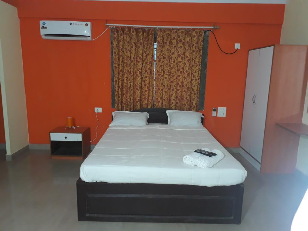 Midguard Sea View Hotel Goa Vieja Exterior foto